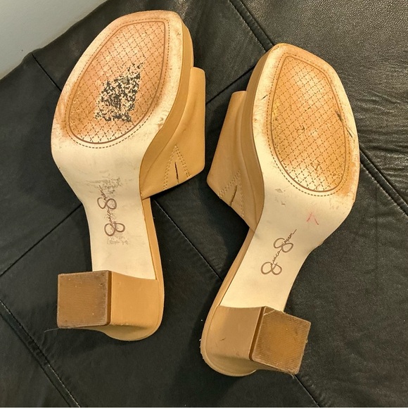 Jessica Simpson Tan Block Heels - Platform Slip-On (size 6M) - Picture 12 of 13